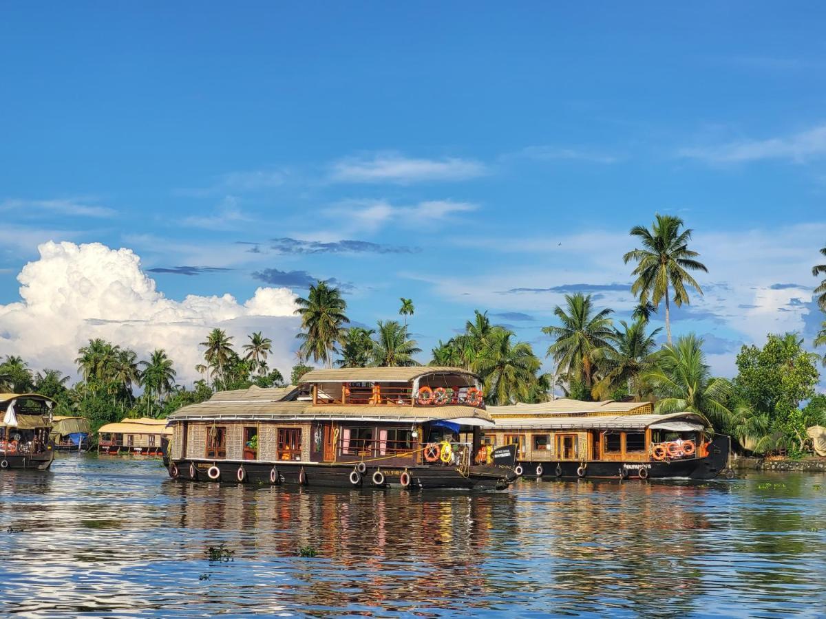 Homestay Sacred River Alappuzha