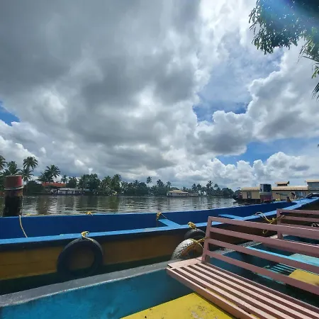 Sacred River Homestay Alappuzha Exterior photo